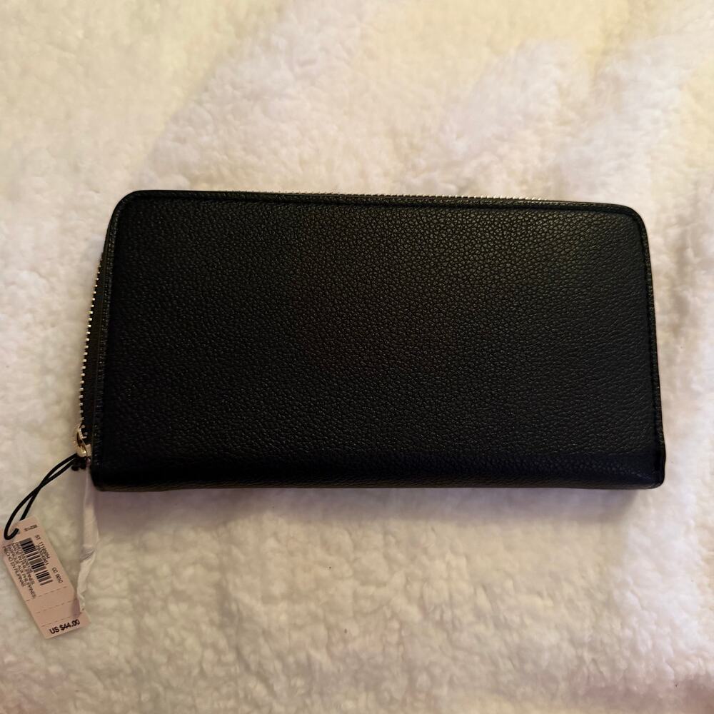VS black grommet zip-around wallet - Picture 2 of 3
